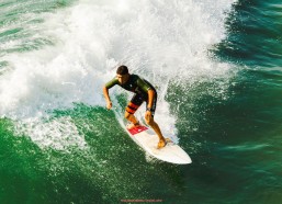 海豚直播-胜负关键指标揭示：世俱杯球队比赛结果与表现分析